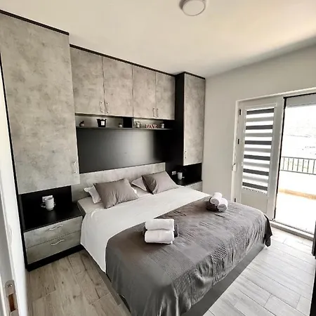 דירה Apartman Bella *